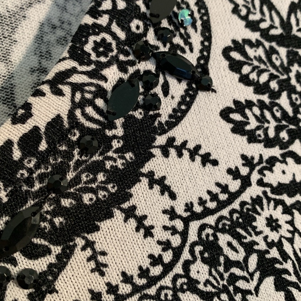 CDP & Co. Black & White 3/4 Sleeve Paisley Print Blouse EUC - Picture 3 of 7